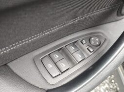 BMW Serie X X1 Sport Line / Auto / 18d complet