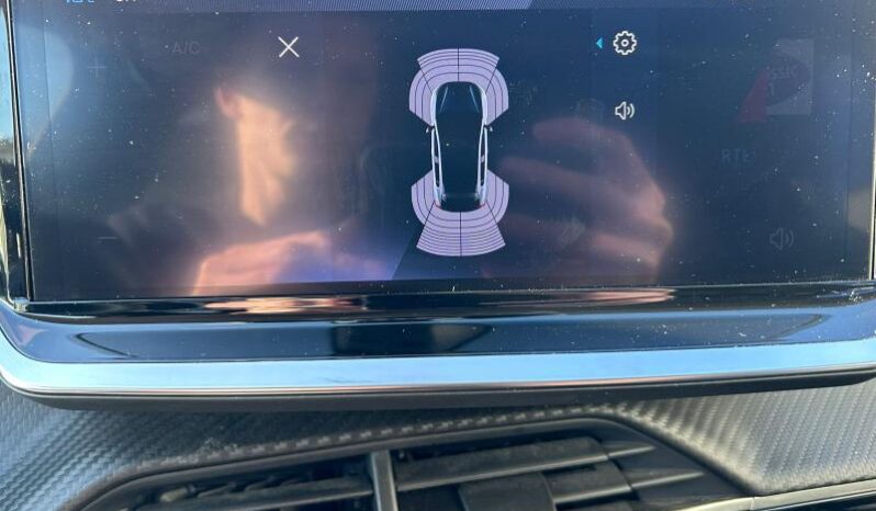 Peugeot 208 Allure / GPS / Carplay complet