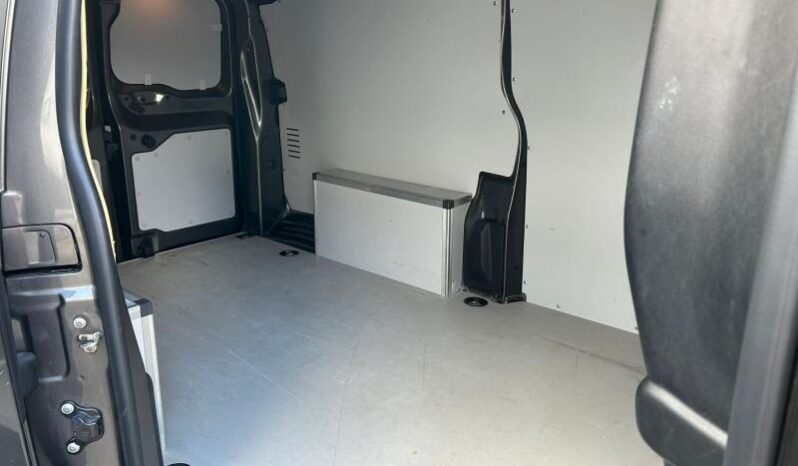 Peugeot Expert L3 / Asphalt / EAT8 complet