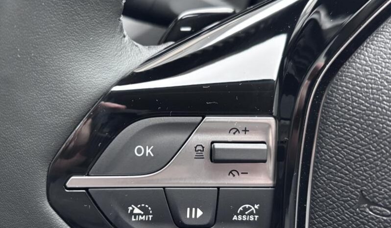 Peugeot 308 Allure / e-DCS6 / Carplay complet