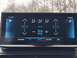Peugeot 5008 Style / 7 places / 1.5 BlueHDI complet