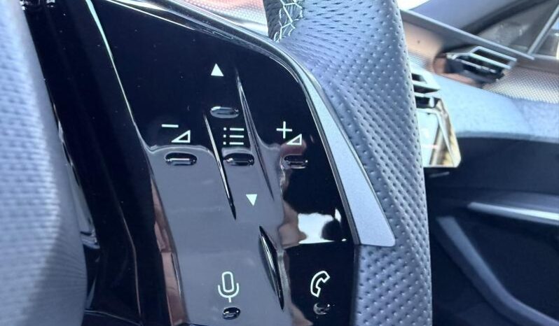 Peugeot 3008 GT / Hybrid 145 e-DSC6 complet