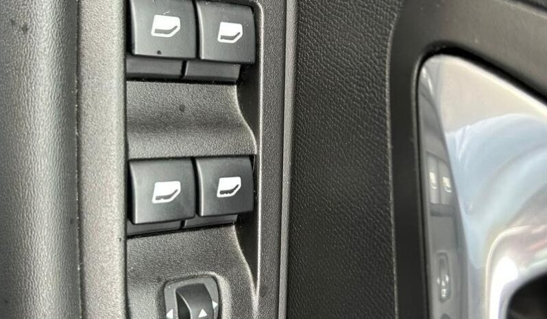 Peugeot 208 Allure / EAT8 complet