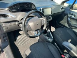 Peugeot 208 EAT6 / Tech Edition complet