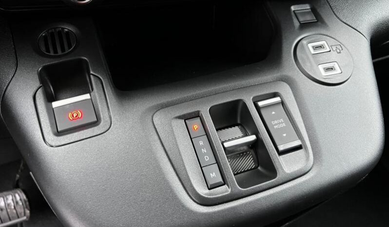 Peugeot Partner LIGHT STANDARD / EAT8 / 130ch complet