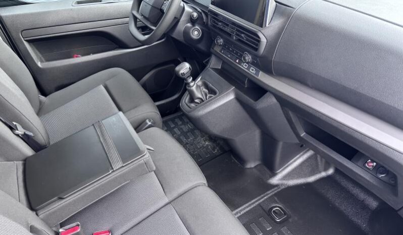 Citroen Jumpy Taille M / 2.0 BlueHDI / Carplay complet