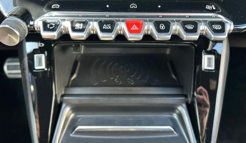 Peugeot 2008 GT / E-DSC6 / MHEV / 136ch complet