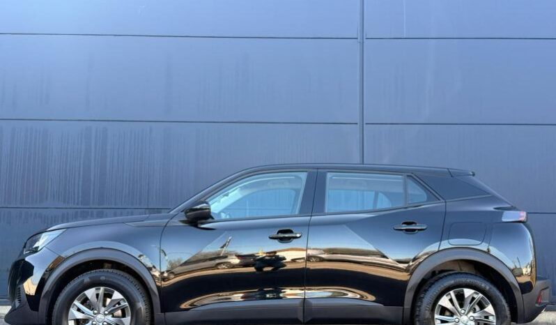 Peugeot 2008 Active / sièges chauffants / 130ch complet