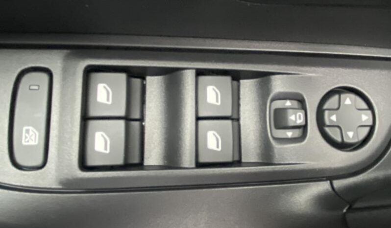 Peugeot 2008 ALLURE complet