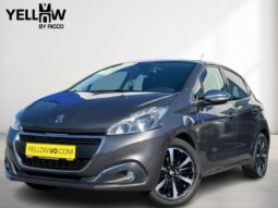 Peugeot 208 EAT6 / Tech Edition