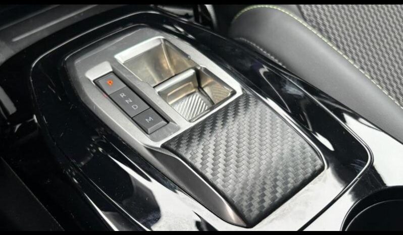 Peugeot 2008 GT / EAT8 / 130ch complet