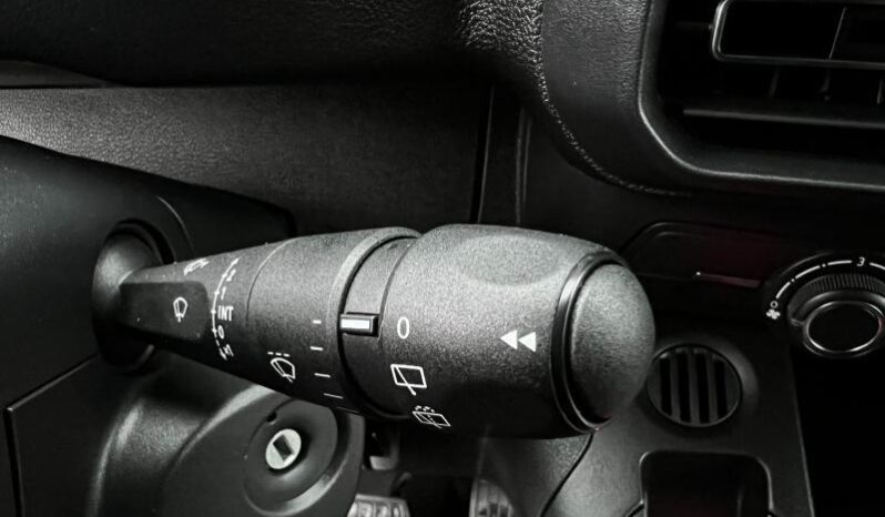 Peugeot Partner LIGHT STANDARD / EAT8 / 130ch complet