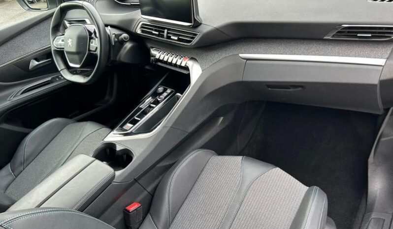 Peugeot 5008 Allure Pack / 1.5 BlueHDI / EAT8 complet