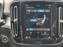 Volvo XC40 B3 / Mild Hybrid / Core complet