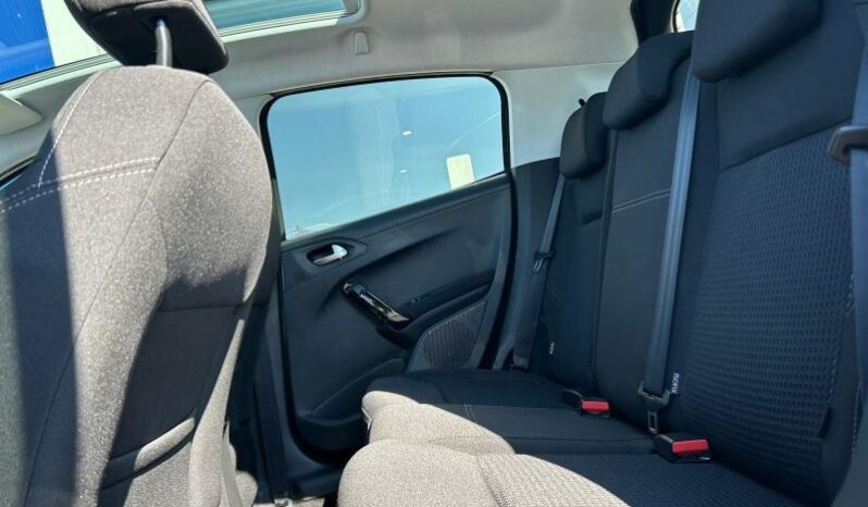 Peugeot 208 EAT6 / Tech Edition complet