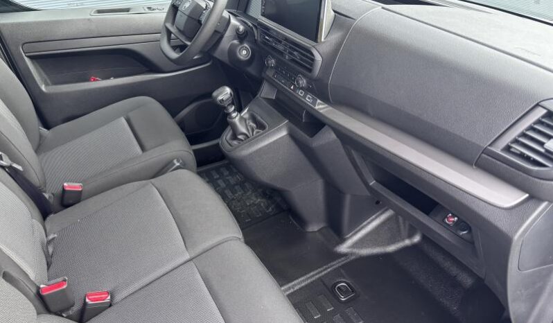 Citroen Jumpy Taille M / 2.0 BlueHDI / Carplay complet
