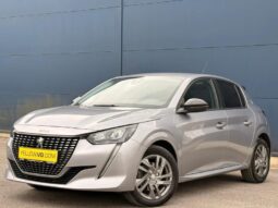 Peugeot 208 Style / EAT8