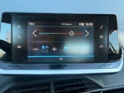 Peugeot 208 Active / 100ch / Carplay complet