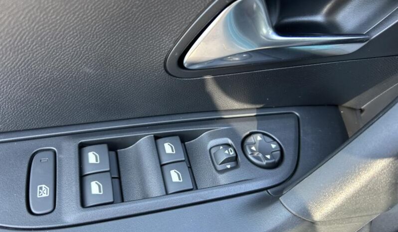 Peugeot 2008 Allure complet