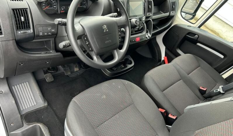 Peugeot Boxer L2H2 / 140ch / 2.2 BlueHDi complet