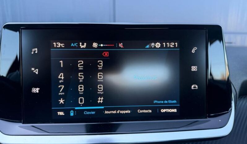 Peugeot 2008 Active / sièges chauffants / 130ch complet