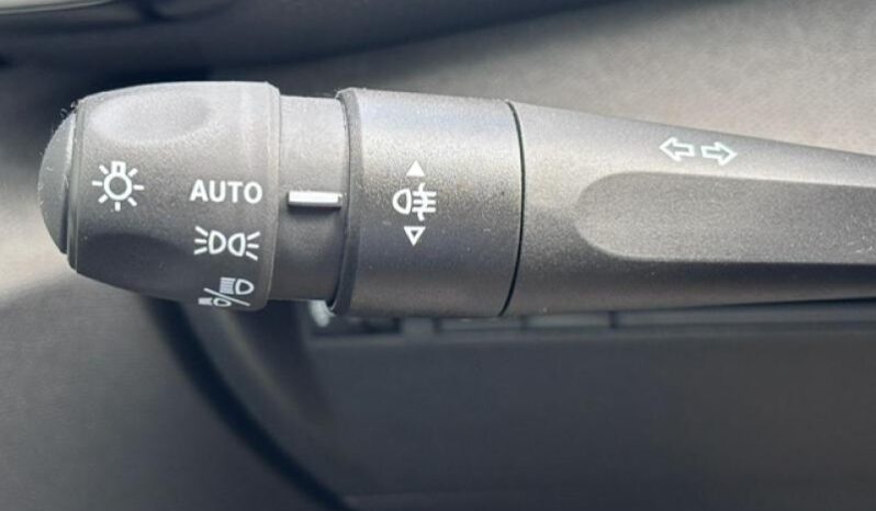 Citroen C4 X Plus / Hybrid / 145ch complet