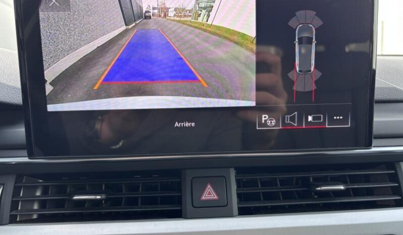 Audi A4 Avant / S-Line / S-Tronic / 35 TFSI complet