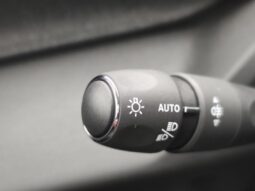 Peugeot 308 Allure / Hybrid / Dispo avril 26 complet