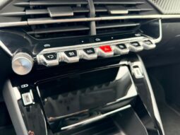 Peugeot 208 Allure / Carplay complet
