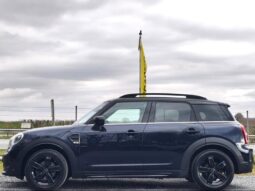 MINI Cooper D Countryman Auto / Sièges Sport / LED Headlights complet