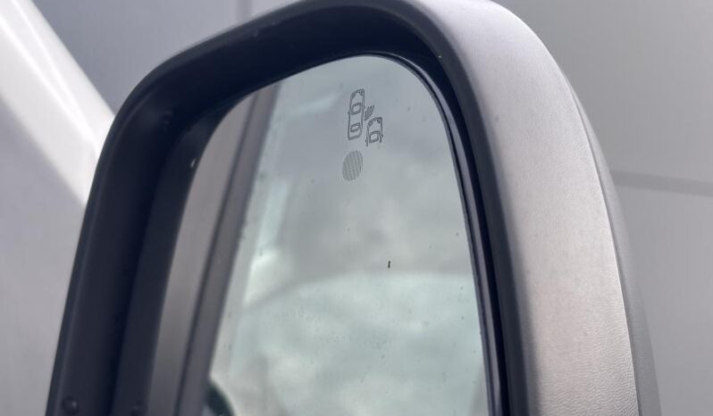 Citroen Jumpy Taille M / 2.0 BlueHDI / Carplay complet