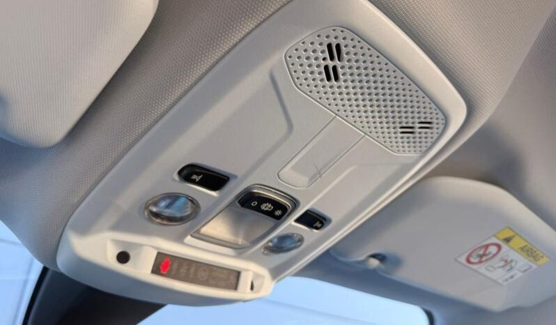 Peugeot 2008 Active / sièges chauffants / 130ch complet