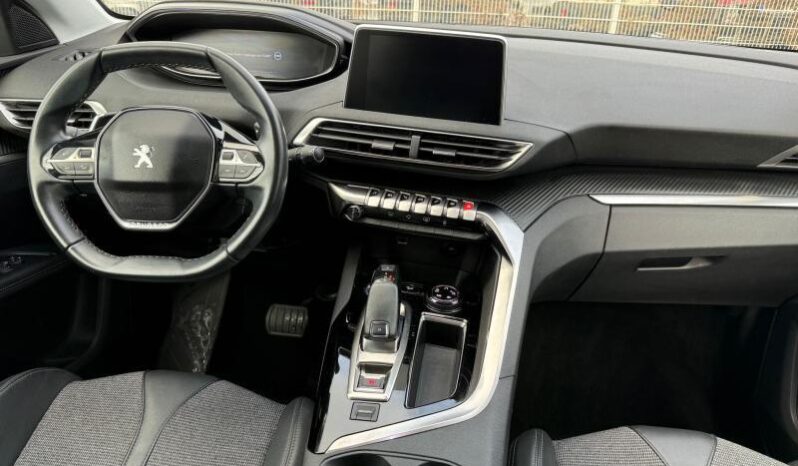 Peugeot 5008 Allure / EAT8 / 7 Places complet