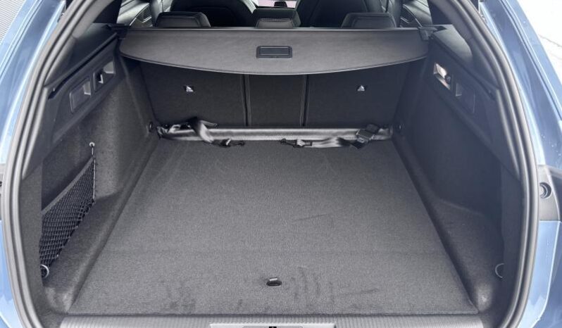 Peugeot 308 SW GT / e-DCS6 / SW / 145 complet