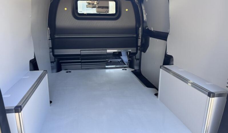 Citroen Jumpy Taille M / 150 ch / EAT8 complet