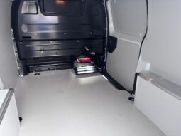 Citroen Jumpy Taille M / 2.0 BlueHDI / Carplay complet