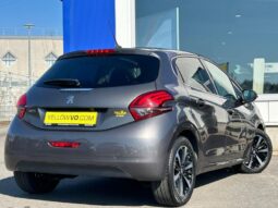 Peugeot 208 EAT6 / Tech Edition complet