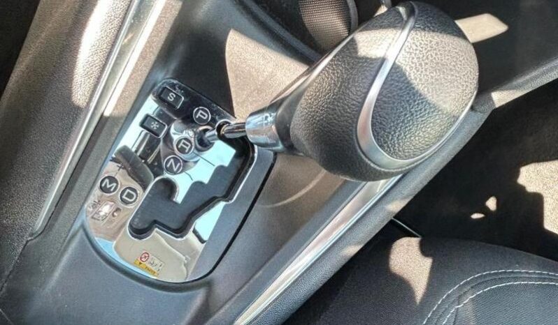 Peugeot 208 EAT6 / Tech Edition complet