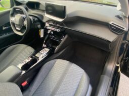 Peugeot 208 Allure / e-DCS6 complet