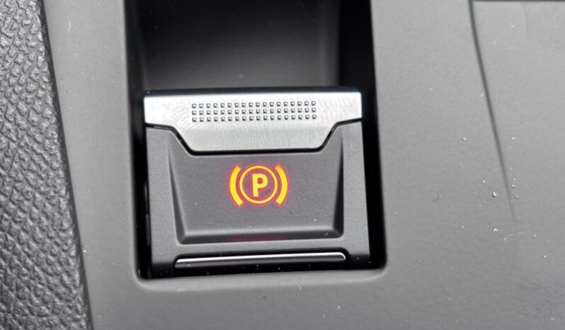 Peugeot 308 Allure / e-DCS6 / Carplay complet