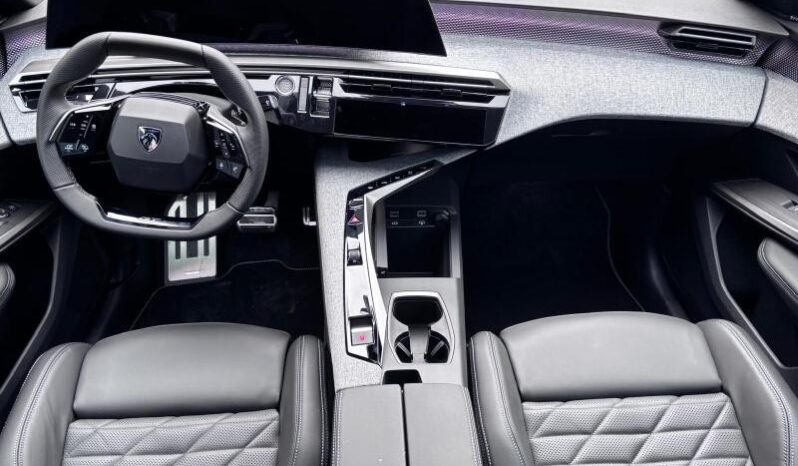 Peugeot 3008 325 Dual Motor / Launch Edition complet