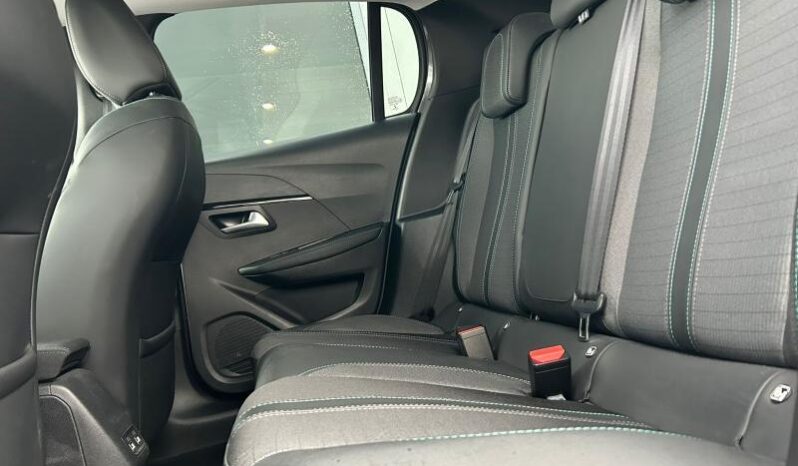 Peugeot 208 Allure / EAT8 complet