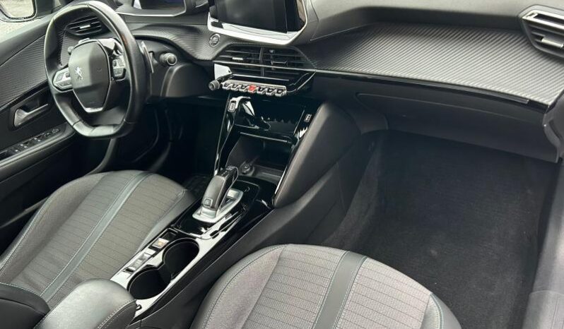Peugeot 208 Allure / EAT8 complet