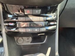 Peugeot 208 EAT6 / Tech Edition complet