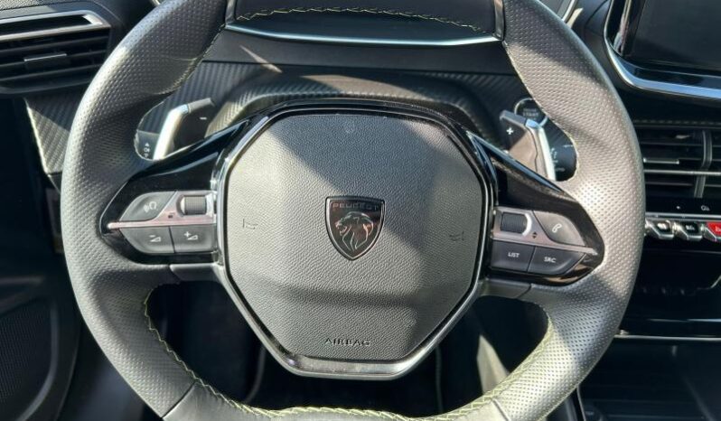 Peugeot 2008 GT / E-DSC6 / MHEV / 136ch complet