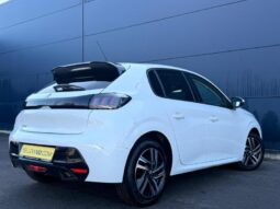 Peugeot 208 Allure / EAT8 / Carplay complet