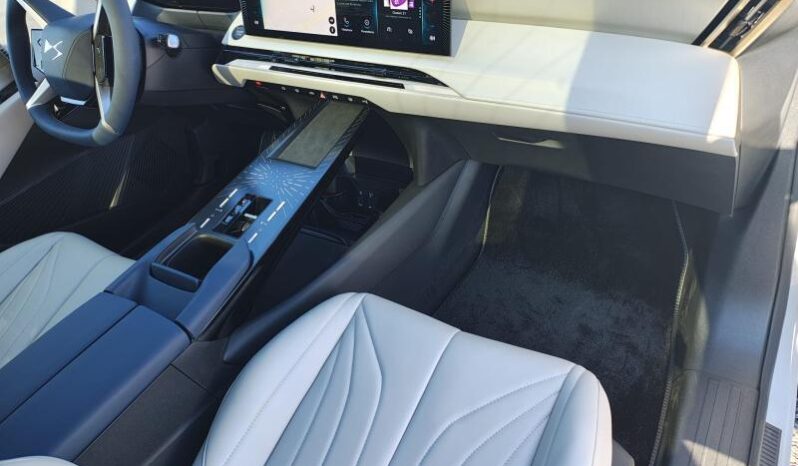 DS Automobiles N°8 PALLAS 74 KWH complet