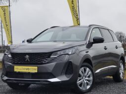 Peugeot 5008 Style / 7 places / 1.5 BlueHDI