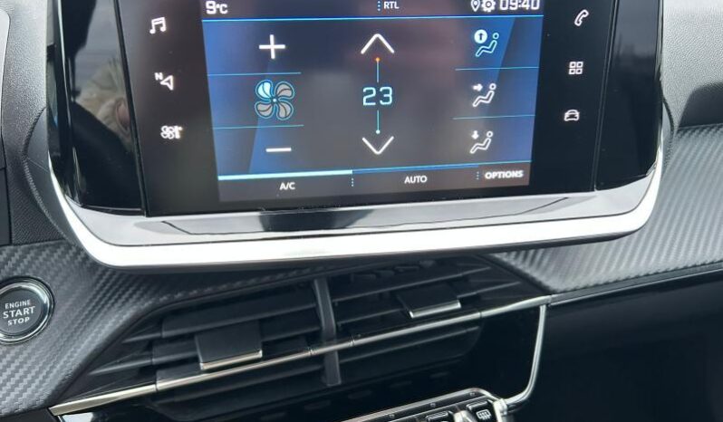 Peugeot 2008 Allure Pack / GPS complet