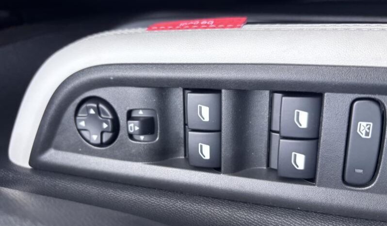 Citroen C3 MAX / 1.2Turbo / Carplay complet